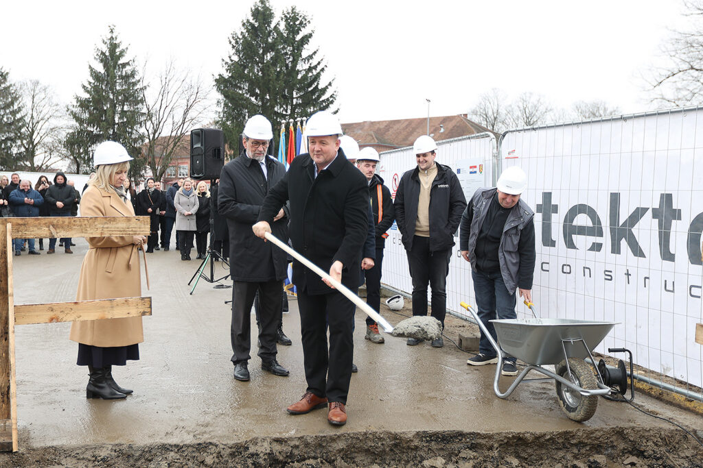 Najveća gradska investicija u školstvo: Grad Virovitica započeo gradnju nove III. osnovne škole - galerija 5 Najveća gradska investicija u školstvo: Grad Virovitica započeo gradnju nove III. osnovne škole