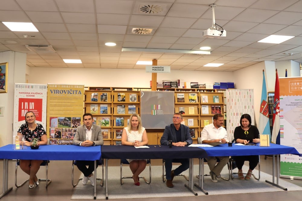 Potpisani ugovori za rekonstrukciju virovitičke Knjižnice vrijedni 1,2 milijuna eura: Novih 200 kvadrata i pametne usluge za sve generacije - galerija 2 Potpisani ugovori za rekonstrukciju virovitičke Knjižnice vrijedni 1,2 milijuna eura: Novih 200 kvadrata i pametne usluge za sve generacije