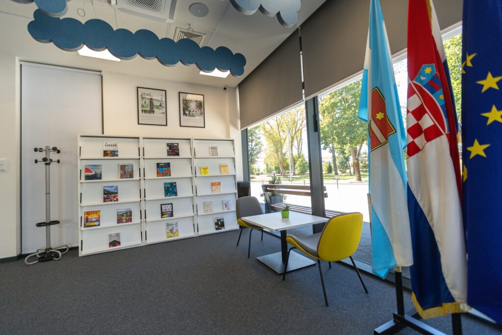 Knjiznica-VTC-foto-kristijan-toplak-16 Knjiznica VTC foto kristijan toplak